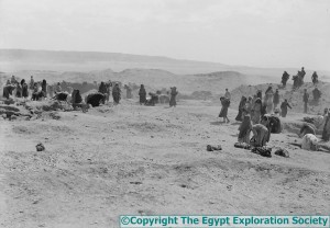 Scene At The Dig Copyright The Egypt Exploration Society